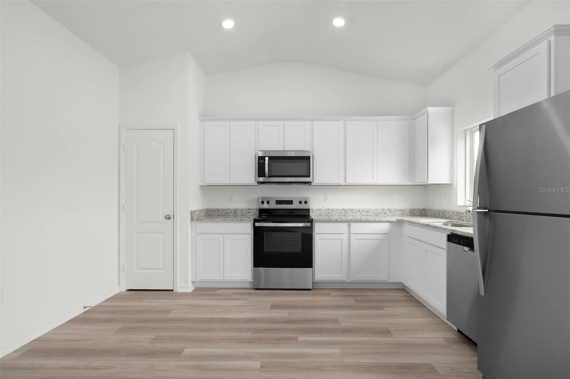 13315 Tula Loop Astatula FL 34705