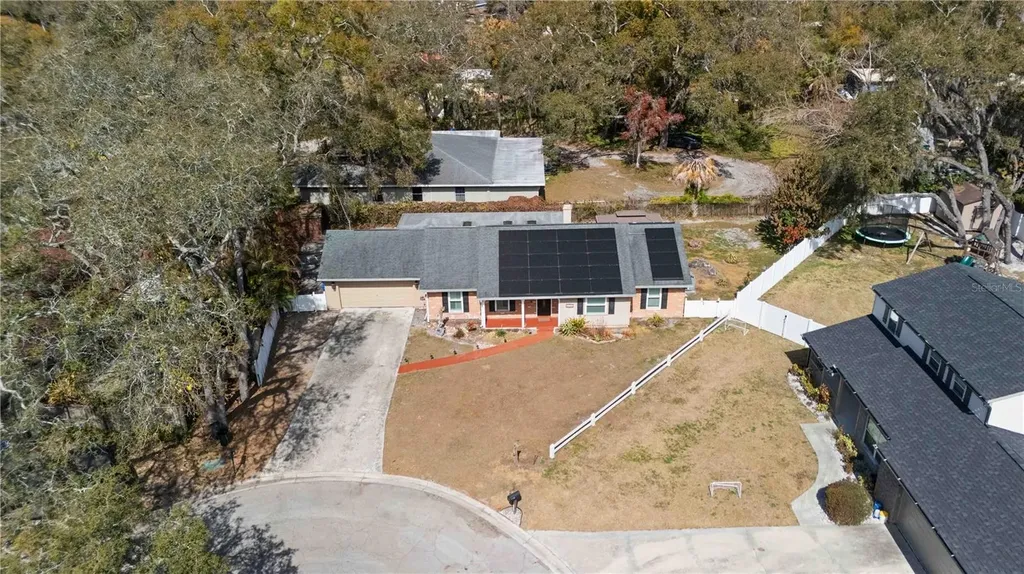 5304 Rosecrest Circle Tampa FL 33617