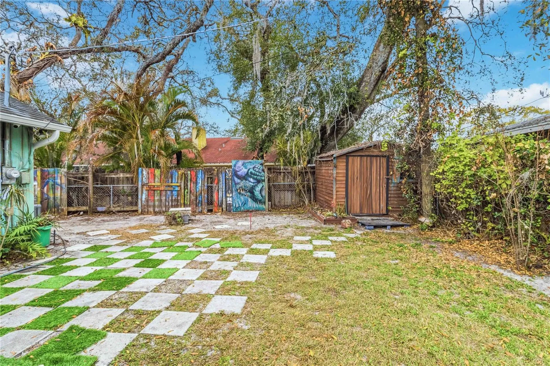 5304 Rosecrest Circle Tampa FL 33617
