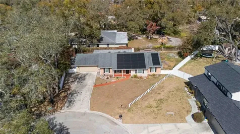 5304 Rosecrest Circle Tampa FL 33617