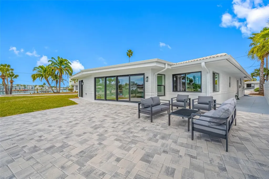 370 59th Avenue St Pete Beach FL 33706
