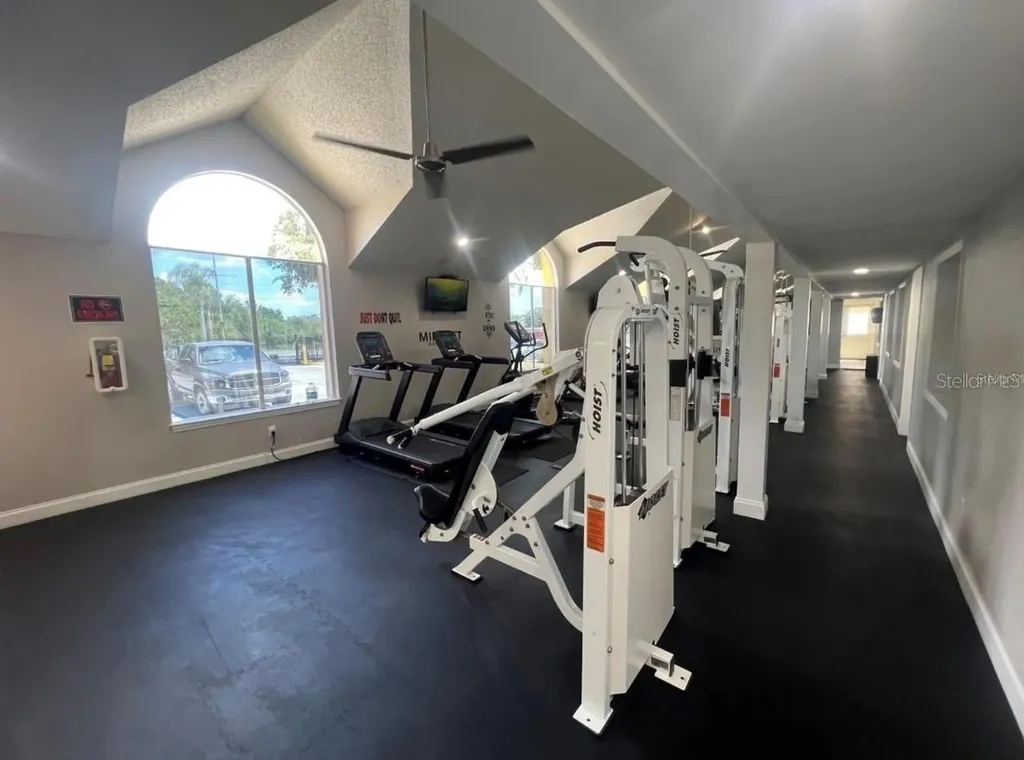 4540 Commander Drive Orlando FL 32822