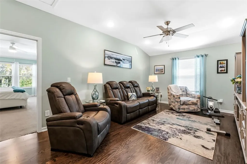 3044 Via Sienna Circle Sarasota FL 34243