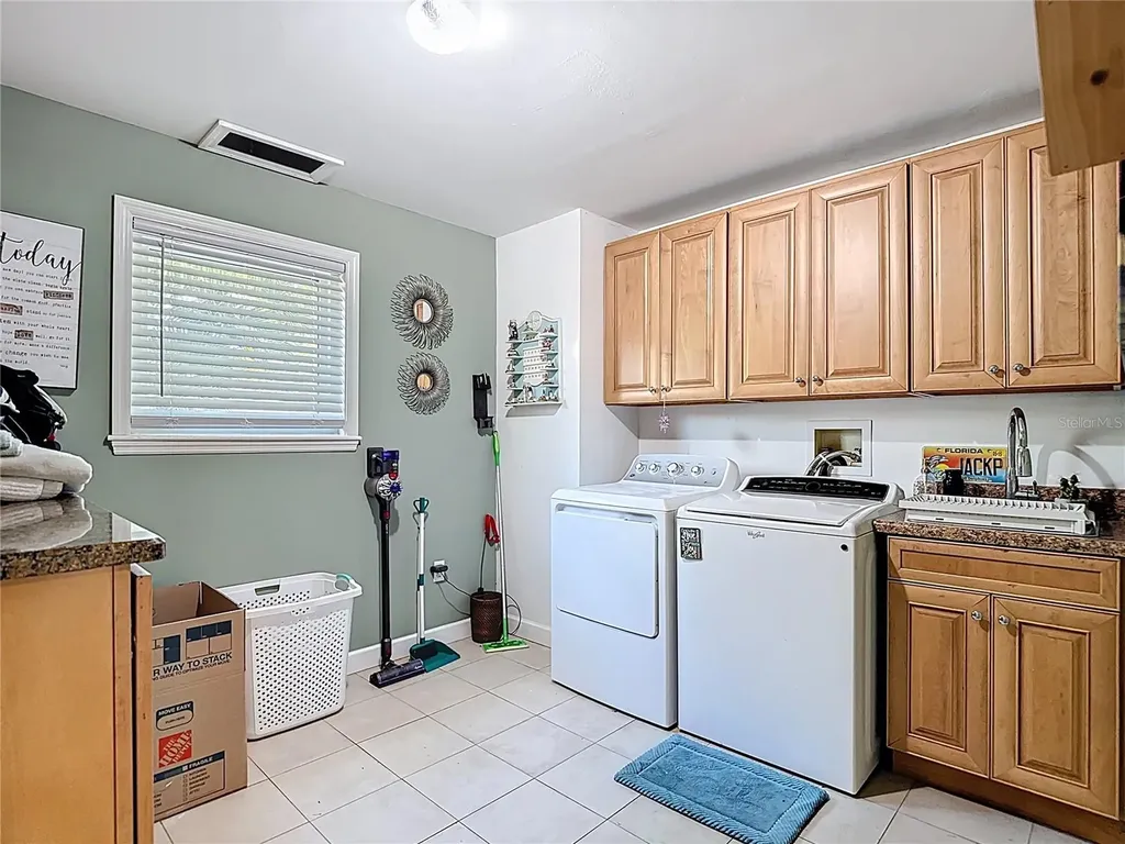 16200 Forest Oaks Drive Fort Myers FL 33908