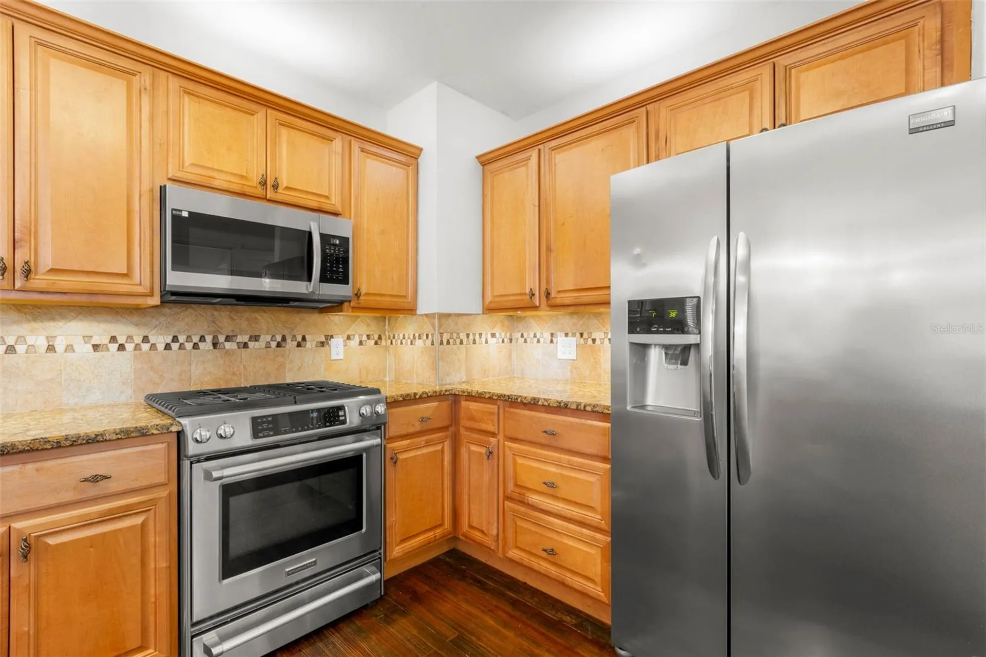 135 17th Avenue N St Petersburg FL 33704