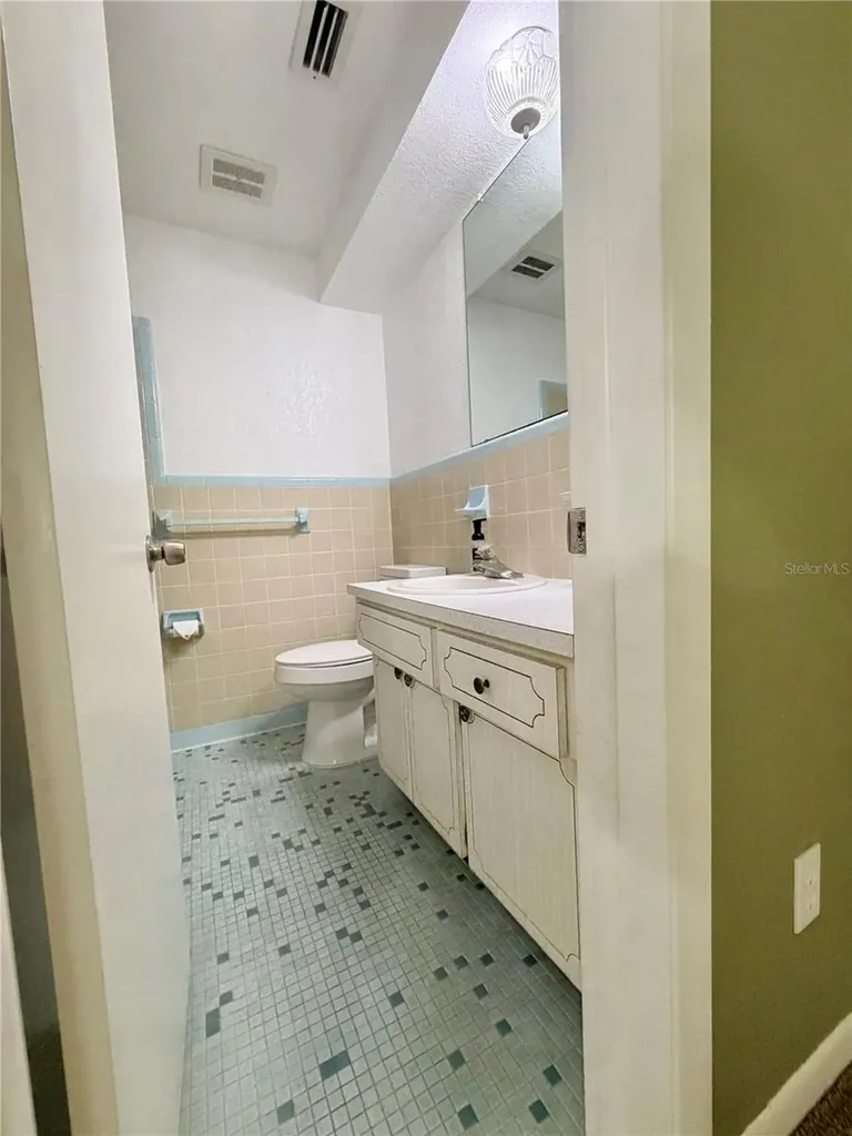 110 S Corona Avenue Clearwater FL 33765