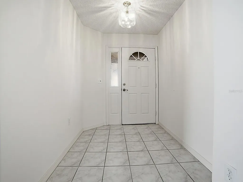 752 Old Oaks Lane Leesburg FL 34748
