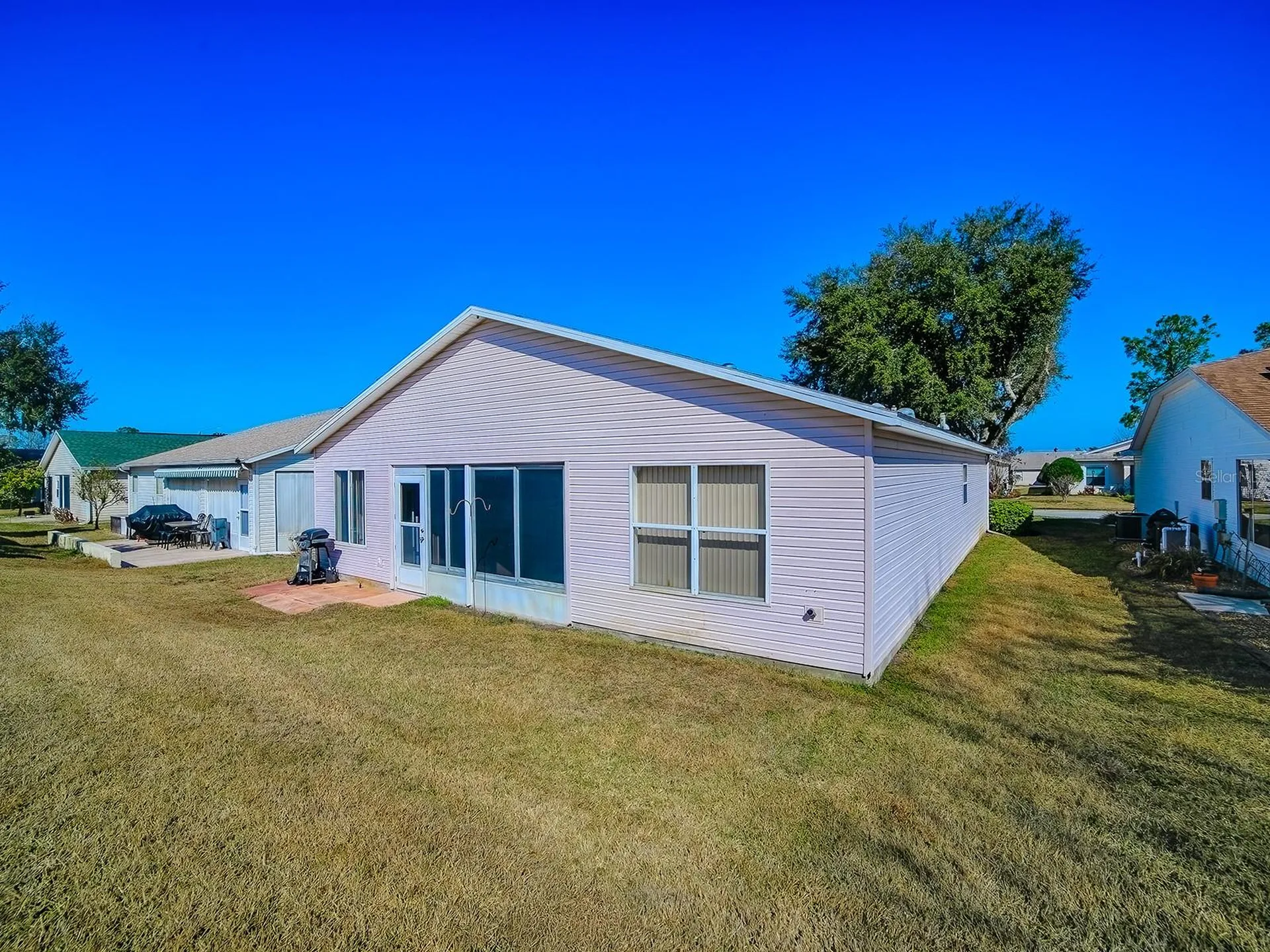 752 Old Oaks Lane Leesburg FL 34748