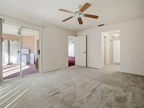 752 Old Oaks Lane Leesburg FL 34748