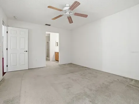 752 Old Oaks Lane Leesburg FL 34748