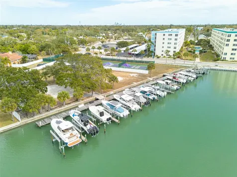 5814 Skimmer Point Boulevard S Gulfport FL 33707