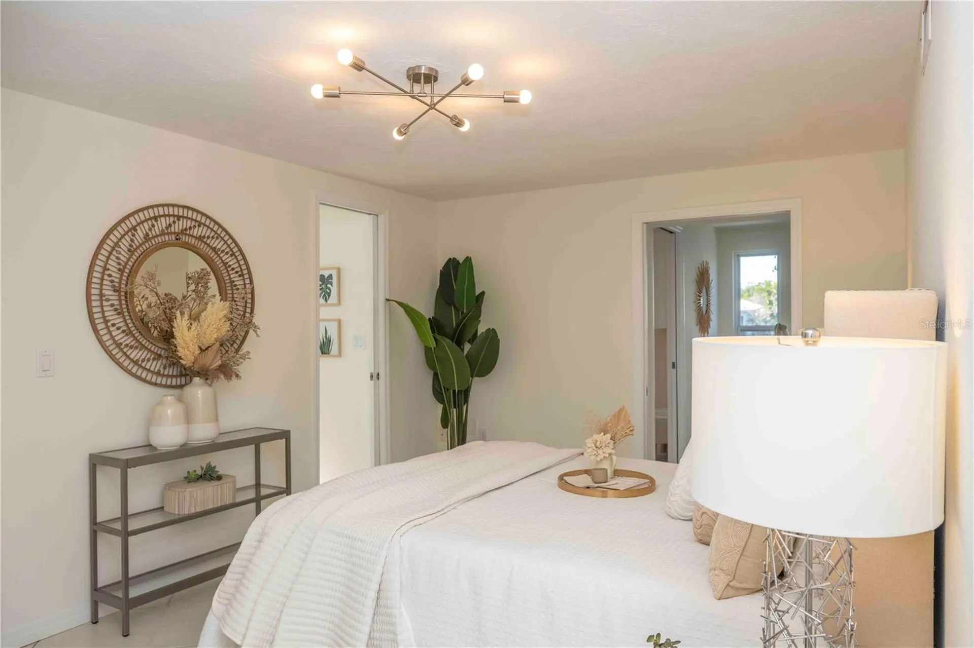 563 Spanish Drive S Longboat Key FL 34228