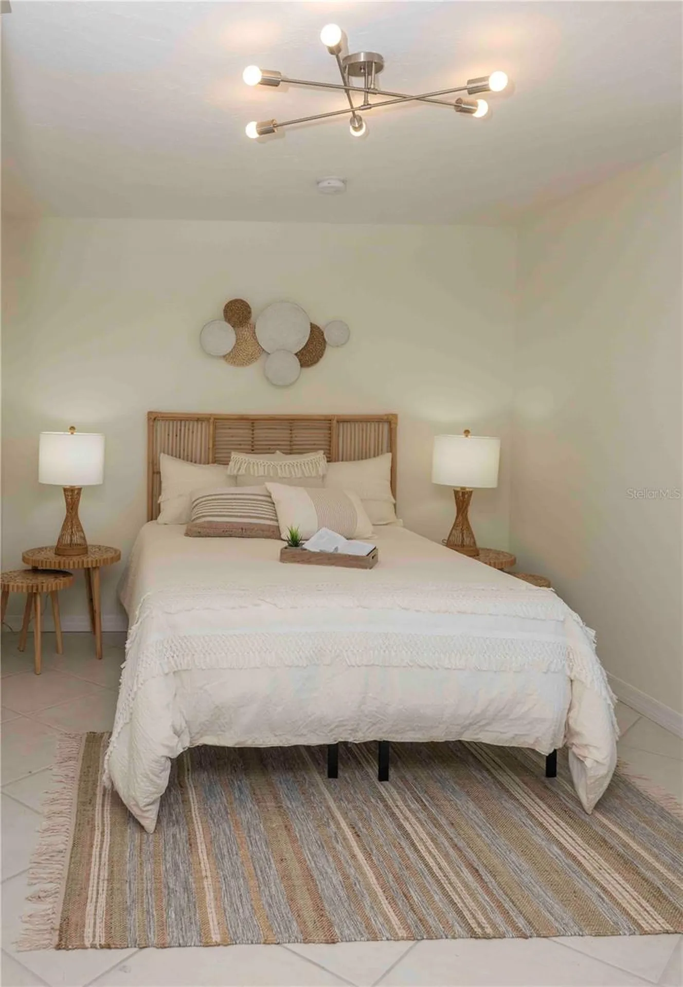 563 Spanish Drive S Longboat Key FL 34228