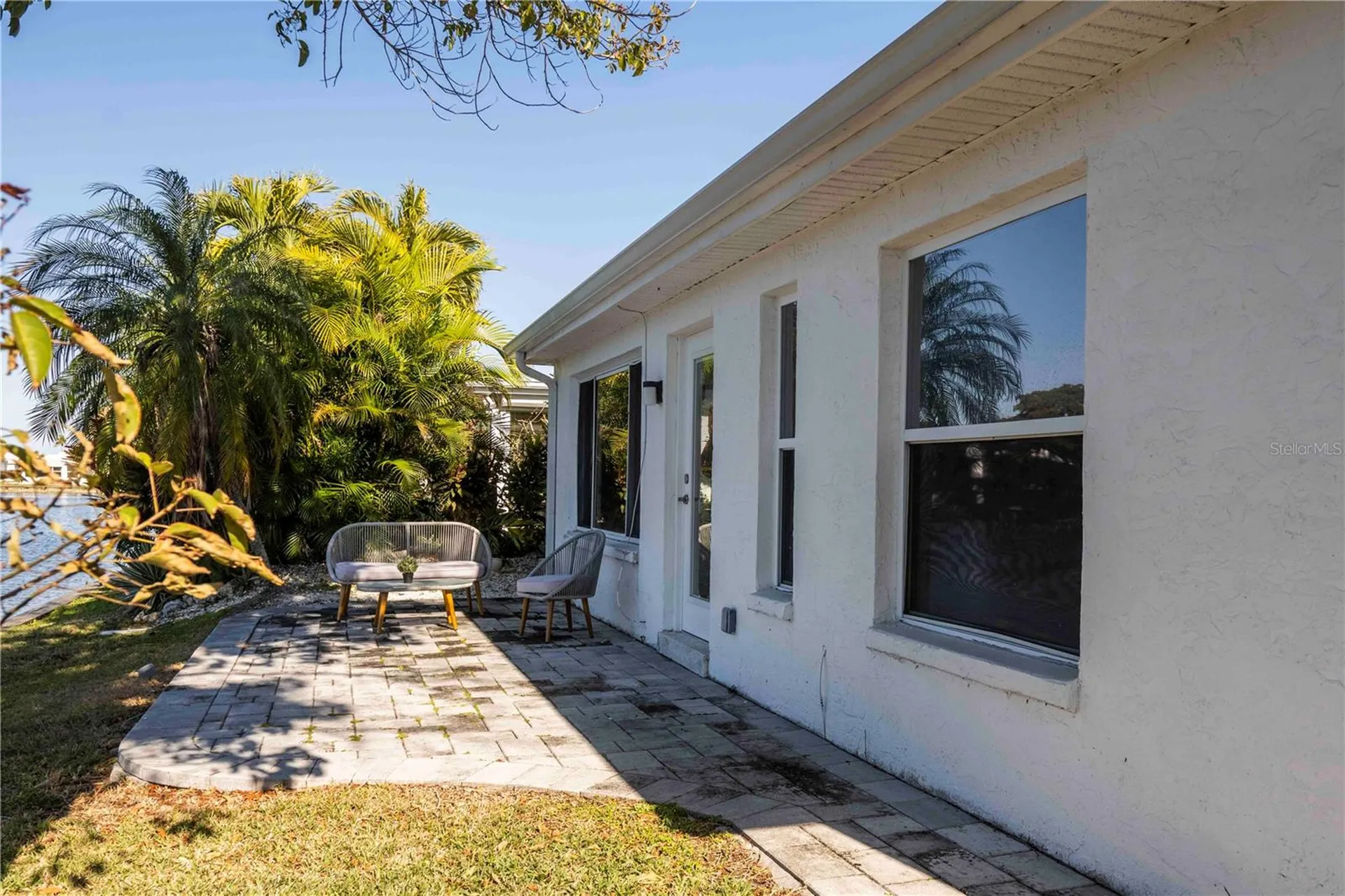 563 Spanish Drive S Longboat Key FL 34228