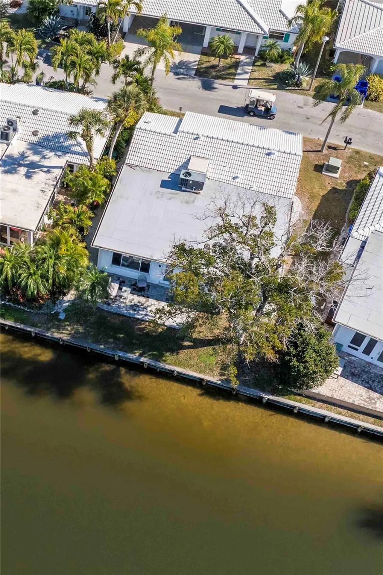 563 Spanish Drive S Longboat Key FL 34228