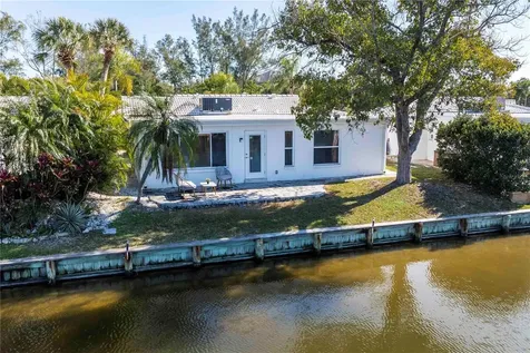 563 Spanish Drive S Longboat Key FL 34228