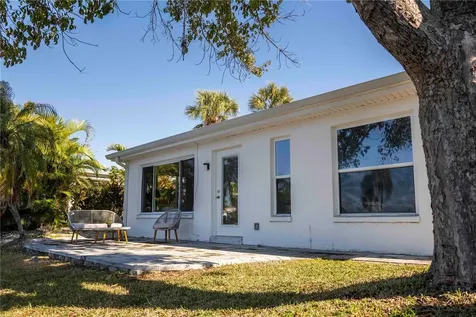 563 Spanish Drive S Longboat Key FL 34228