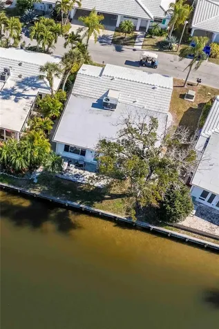 563 Spanish Drive S Longboat Key FL 34228