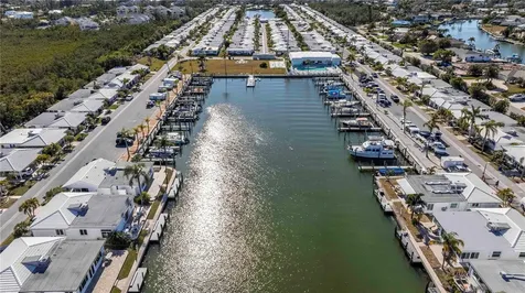 563 Spanish Drive S Longboat Key FL 34228