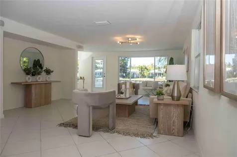 563 Spanish Drive S Longboat Key FL 34228