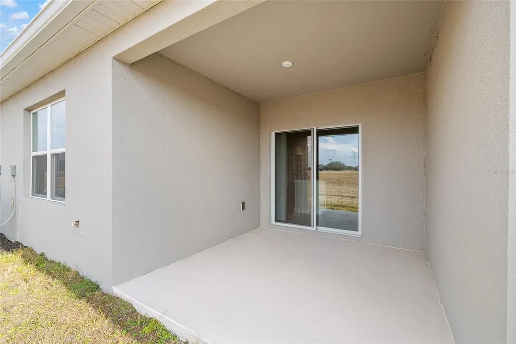 1197 Port Blue Way Lady Lake FL 32159
