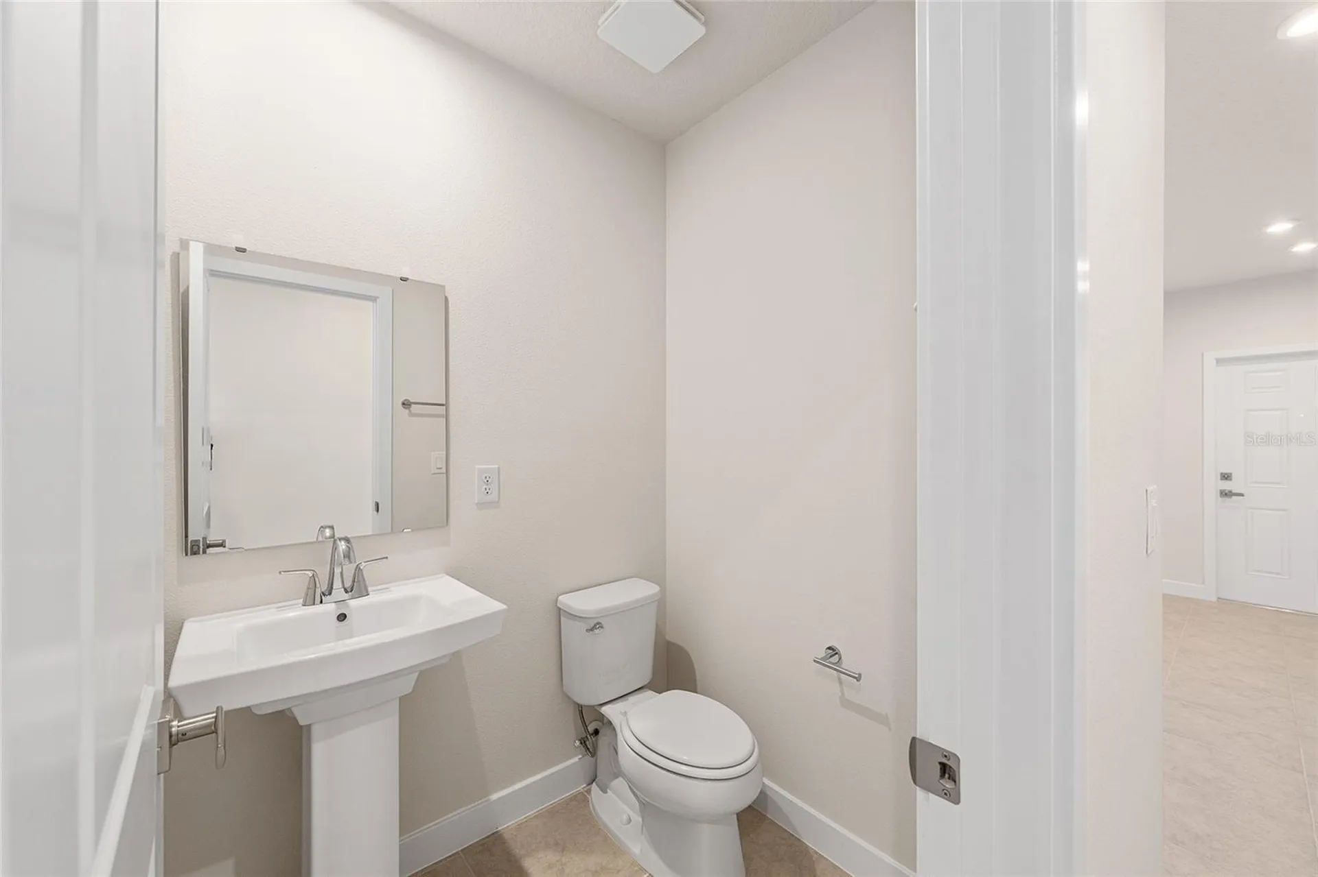 1197 Port Blue Way Lady Lake FL 32159