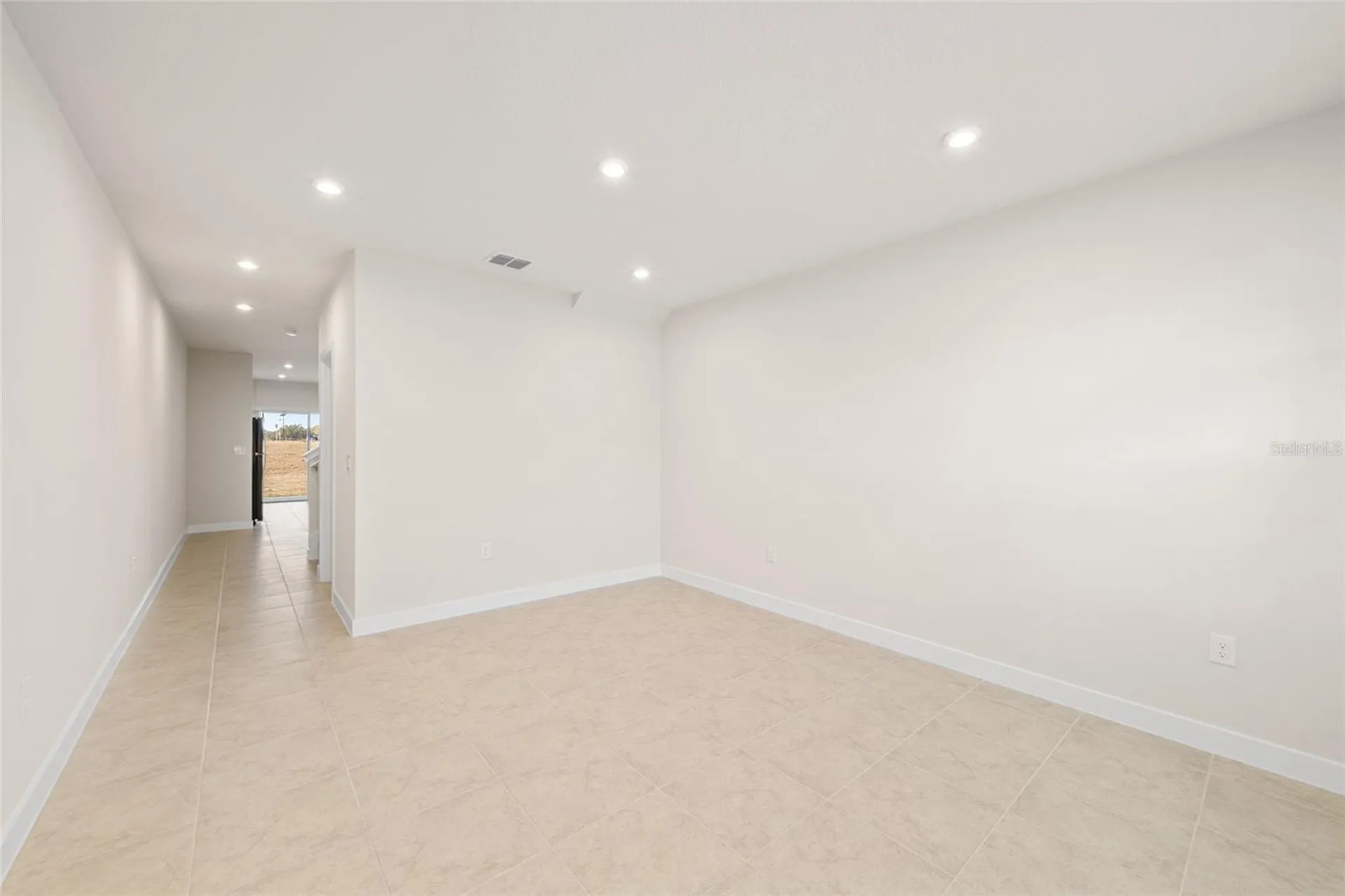 1197 Port Blue Way Lady Lake FL 32159