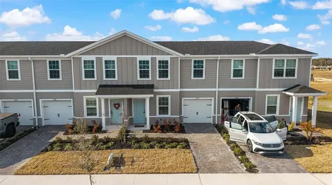1197 Port Blue Way Lady Lake FL 32159