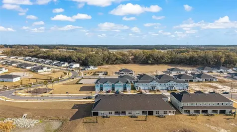 1197 Port Blue Way Lady Lake FL 32159