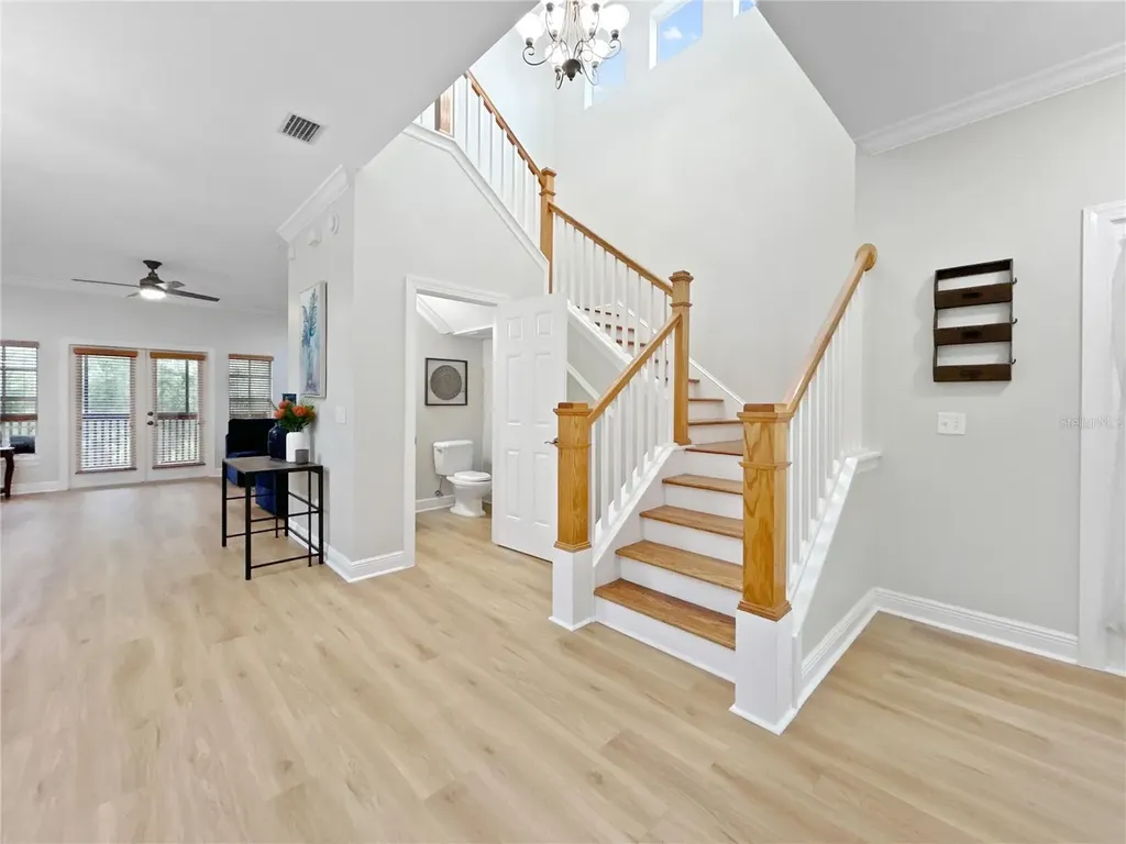 254 Valencia Circle St Petersburg FL 33716