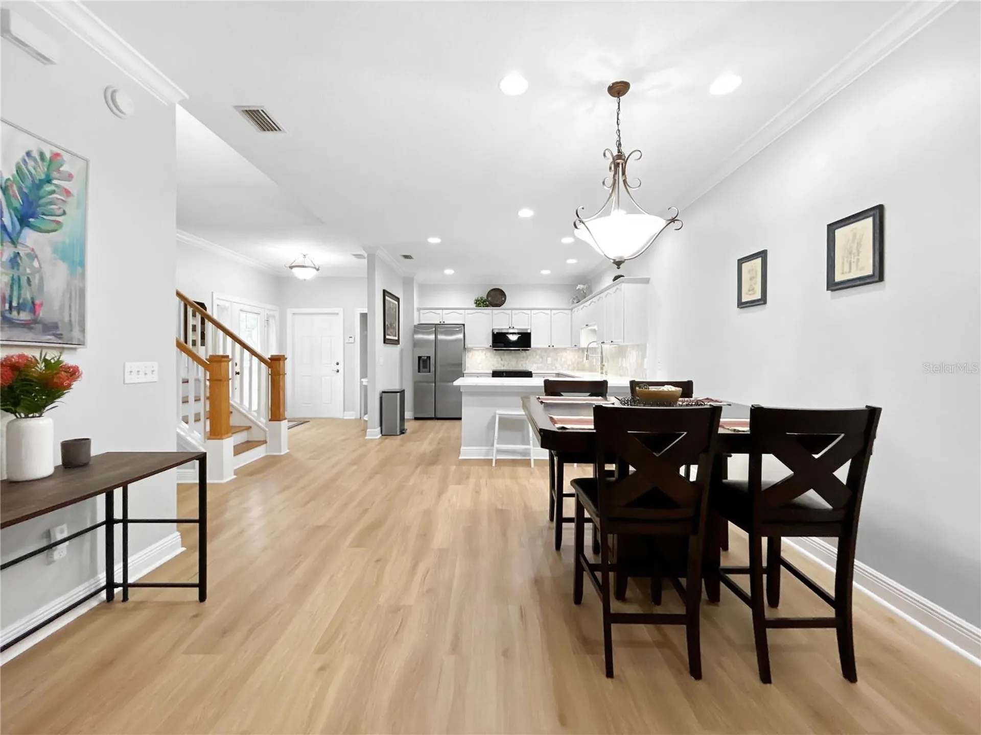254 Valencia Circle St Petersburg FL 33716