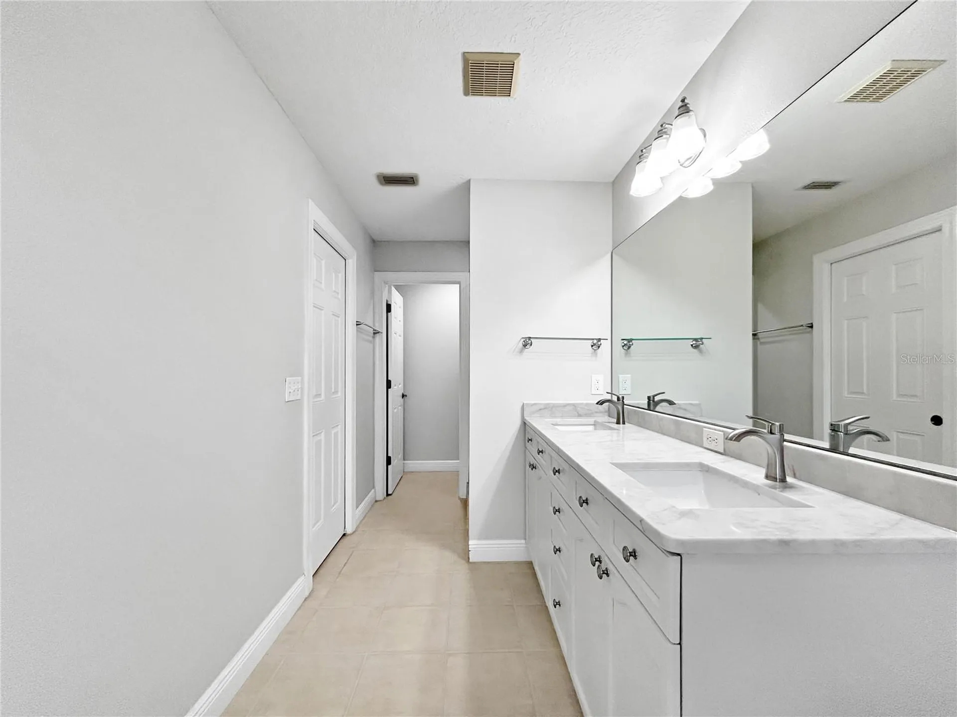 254 Valencia Circle St Petersburg FL 33716
