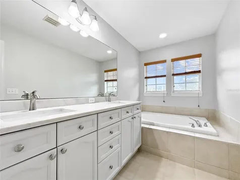 254 Valencia Circle St Petersburg FL 33716