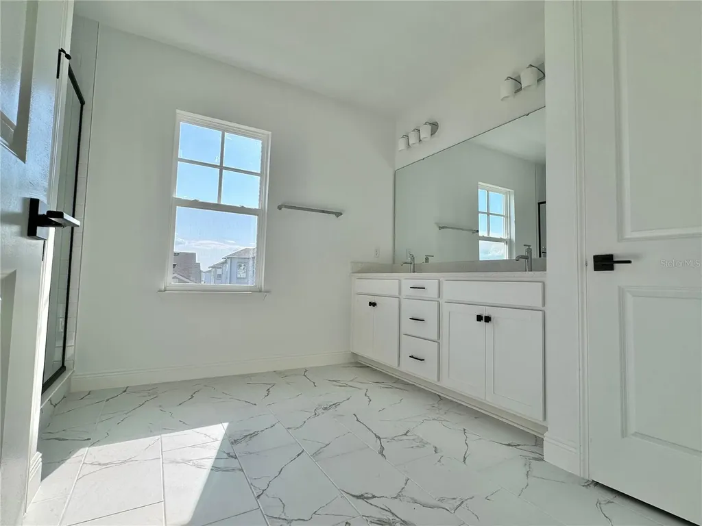 13352 Leggett Alley Orlando FL 32827