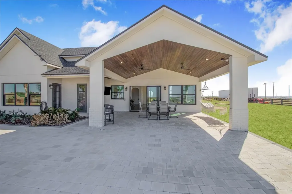 1109 Minute Mann Road Frostproof FL 33843