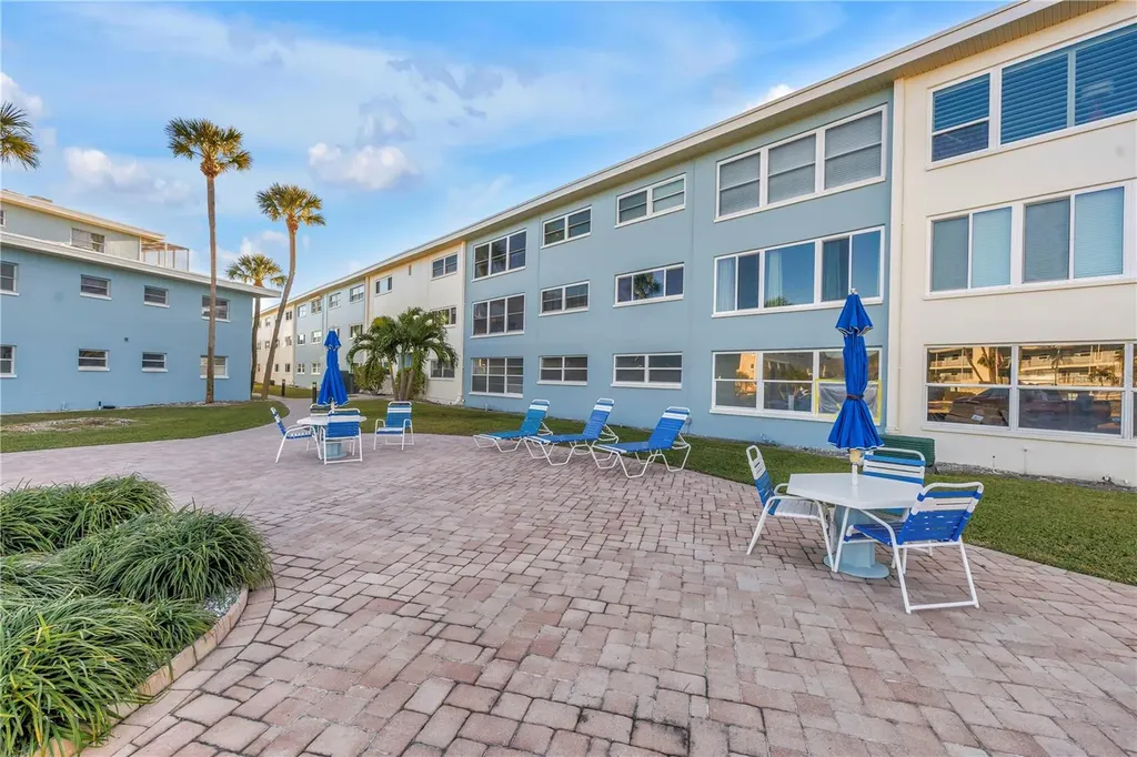 6161 Gulf Winds Drive St Pete Beach FL 33706