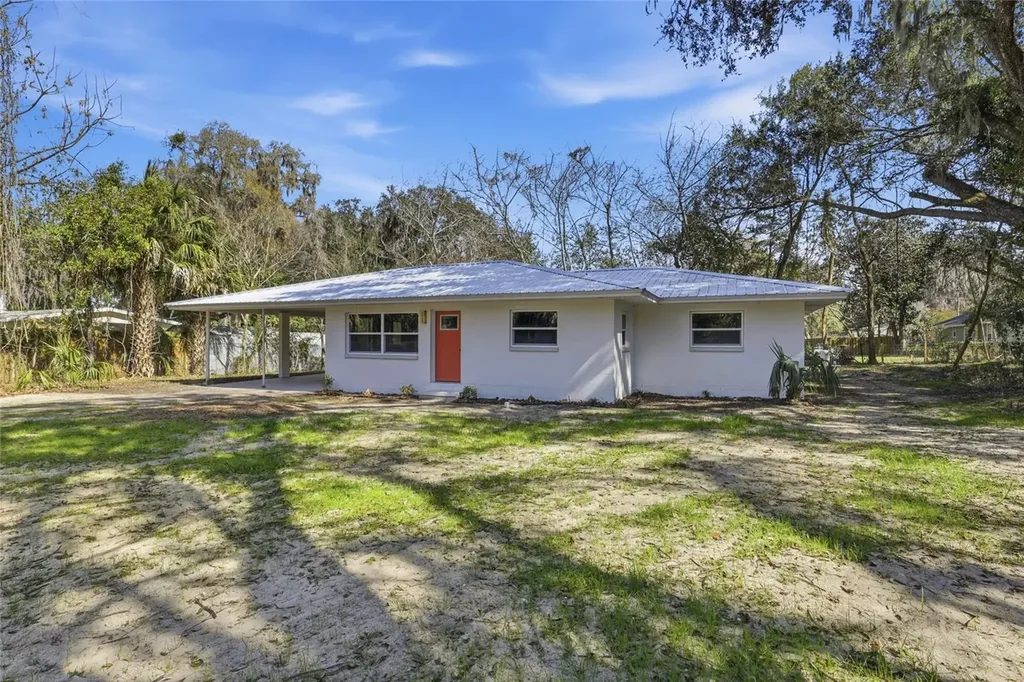 311 SE 73rd Terrace Gainesville FL 32641