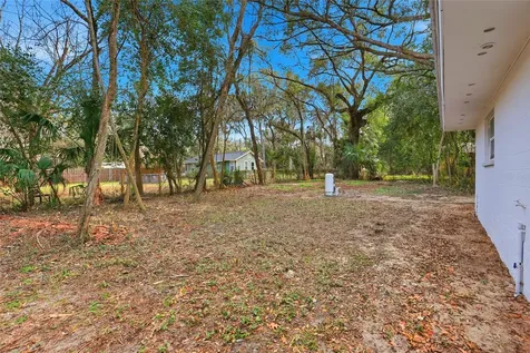 311 SE 73rd Terrace Gainesville FL 32641