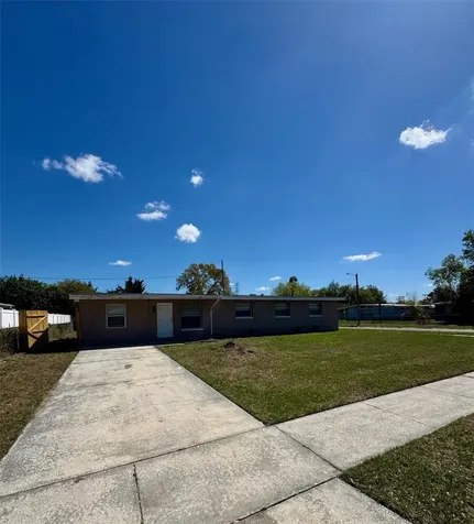 1332 Warrington Way Tampa FL 33619