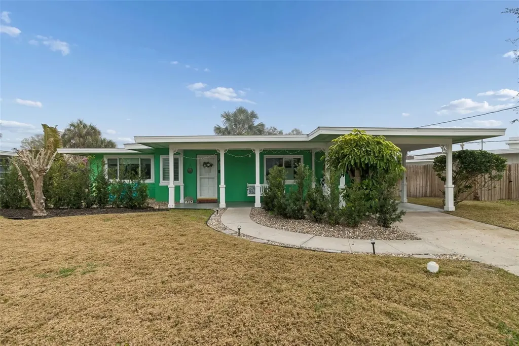 2427 Baywood Drive W Dunedin FL 34698