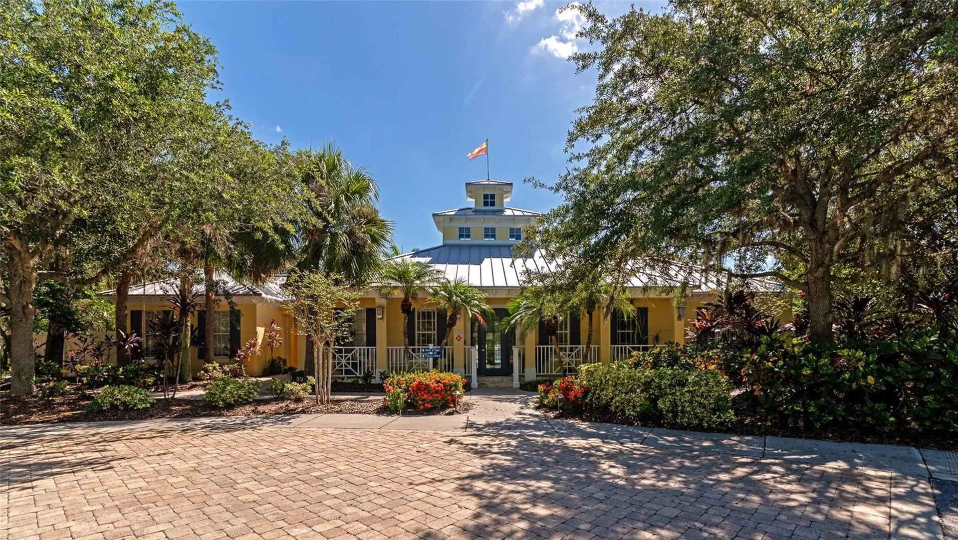5520 Simonton Street Bradenton FL 34203