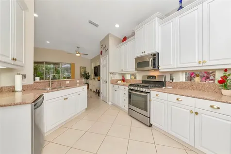 5520 Simonton Street Bradenton FL 34203