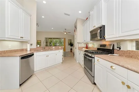 5520 Simonton Street Bradenton FL 34203