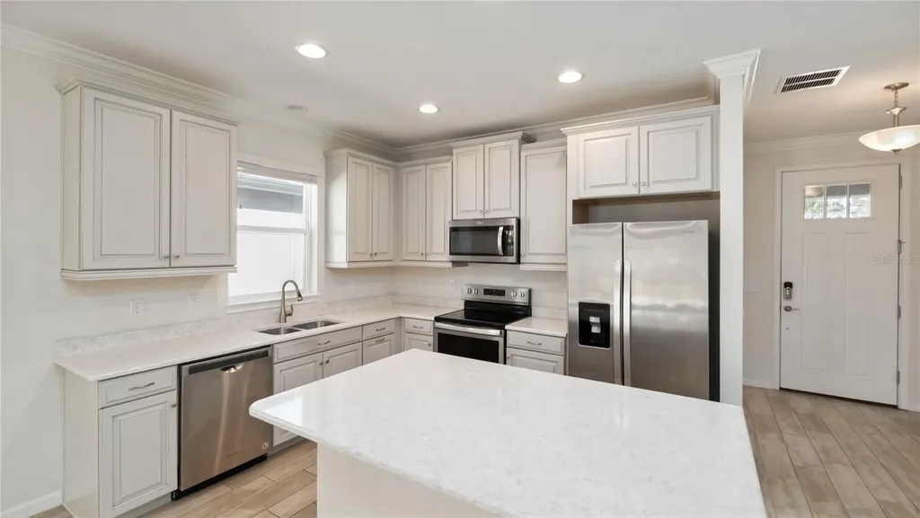 10729 Planer Picket Drive Riverview FL 33569