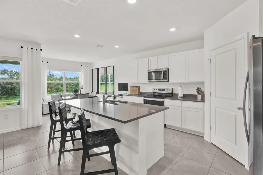 35514 Mahwah Avenue Dade City FL 33525