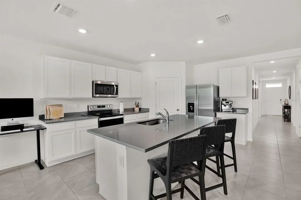 35514 Mahwah Avenue Dade City FL 33525