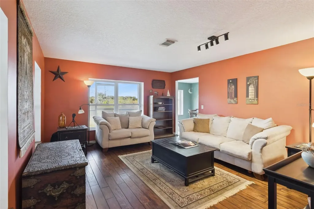 1256 Center Street Lake Wales FL 33859