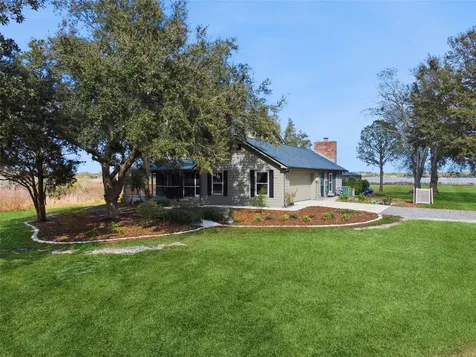 1256 Center Street Lake Wales FL 33859