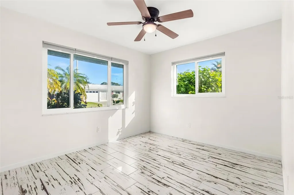14198 89th Avenue Seminole FL 33776