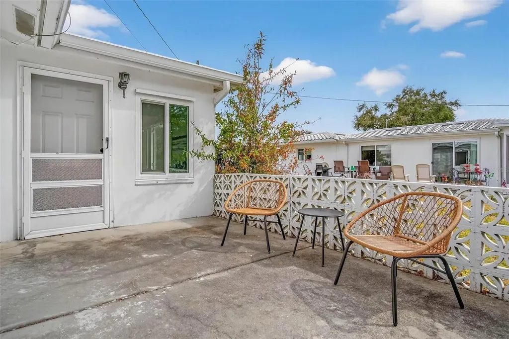 14198 89th Avenue Seminole FL 33776